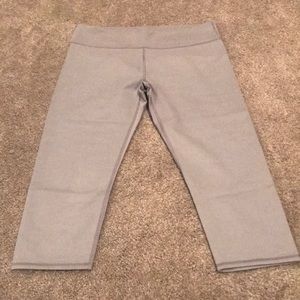 Fabletics Capris. NWOT